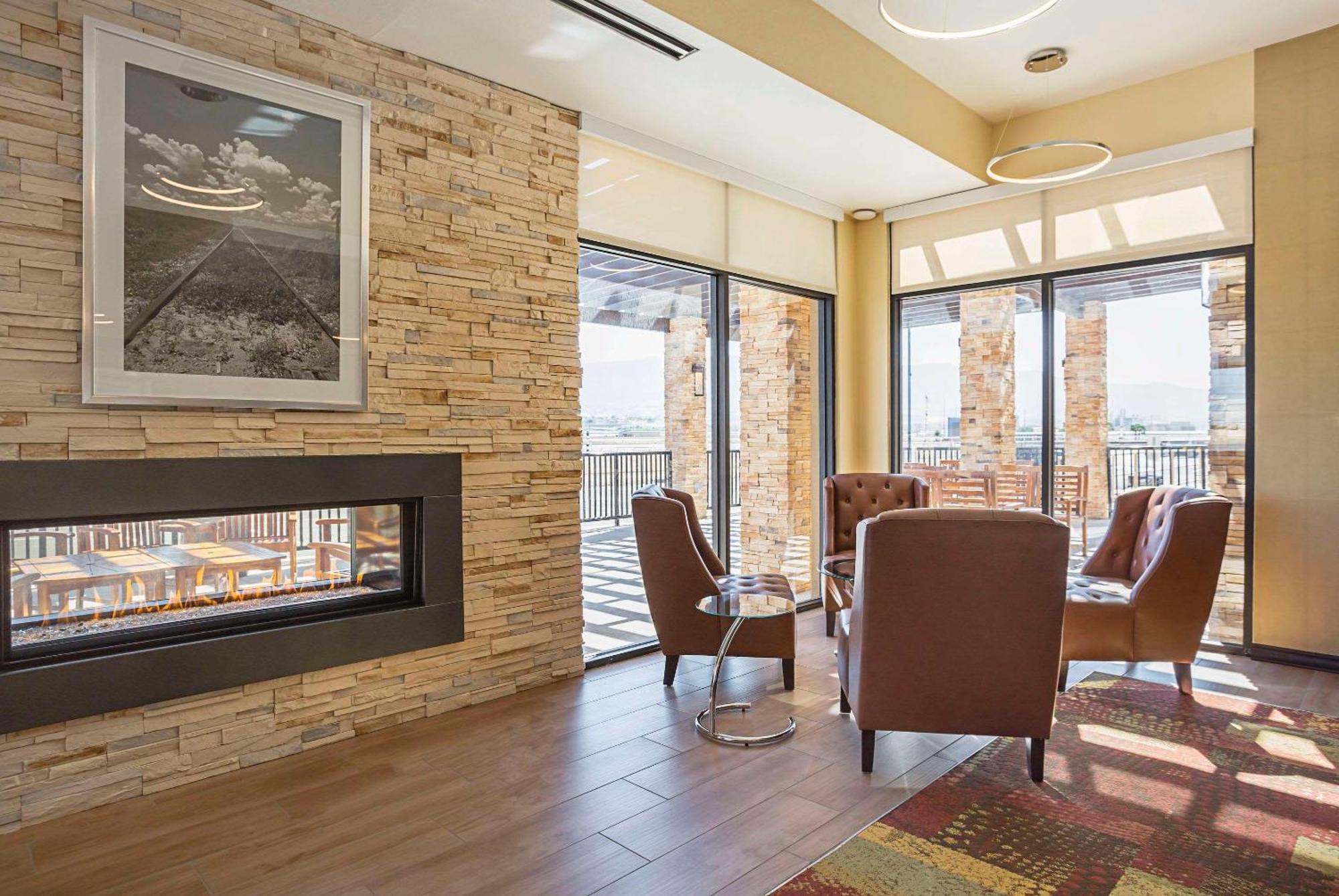 The Hotel At Sunland Park Casino El Paso, Ascend Hotel Collection Екстериор снимка