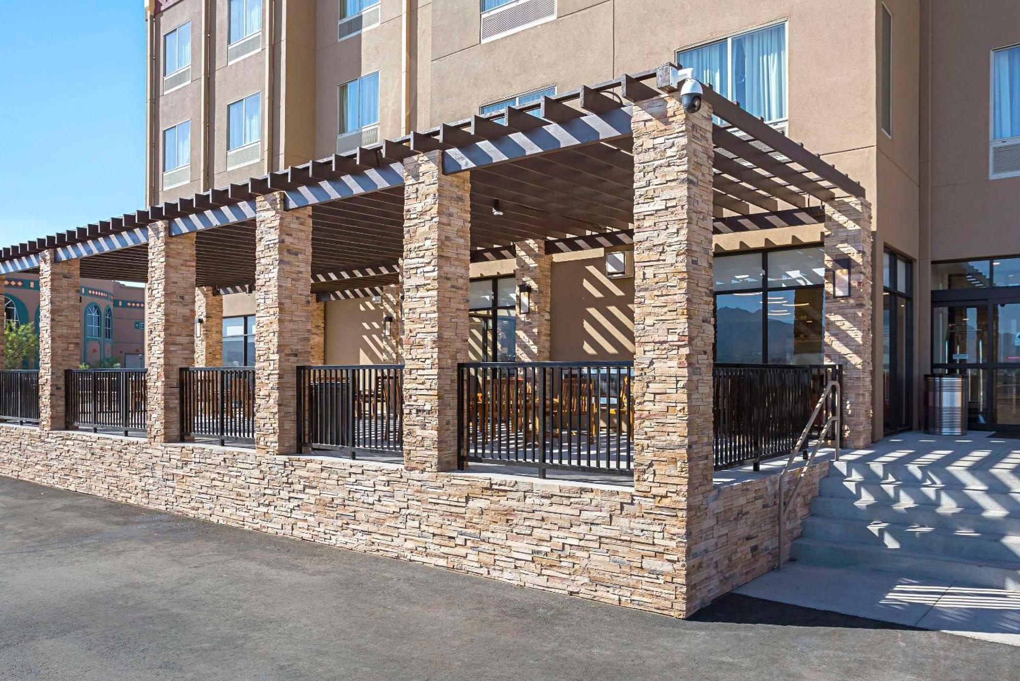 The Hotel At Sunland Park Casino El Paso, Ascend Hotel Collection Екстериор снимка